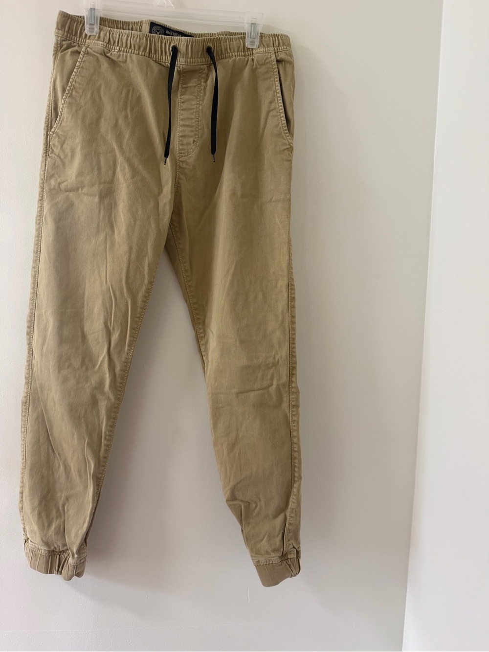 American Eagle Outfitters Men's Khaki Drawstring Joggers